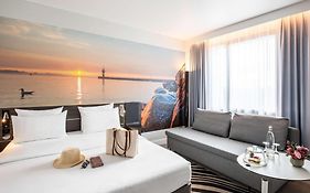 Novotel City Alster Hotel 4*